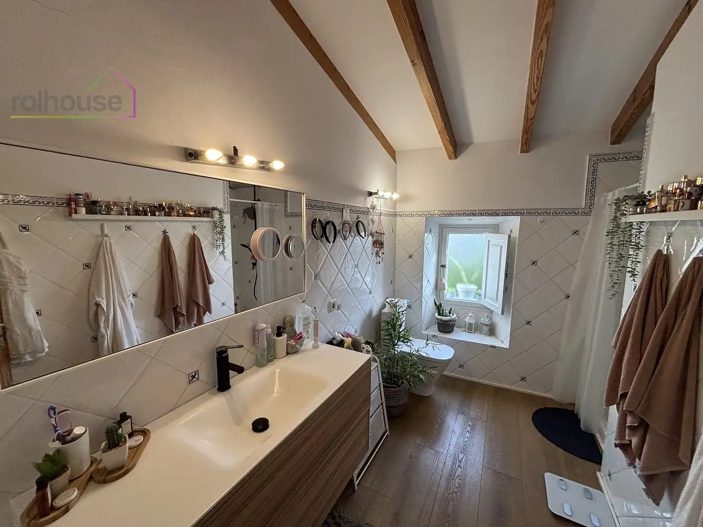 Bathroom of Country homes for rent in Binissalem  with Air Conditioner, Parquet flooring and Terrace
