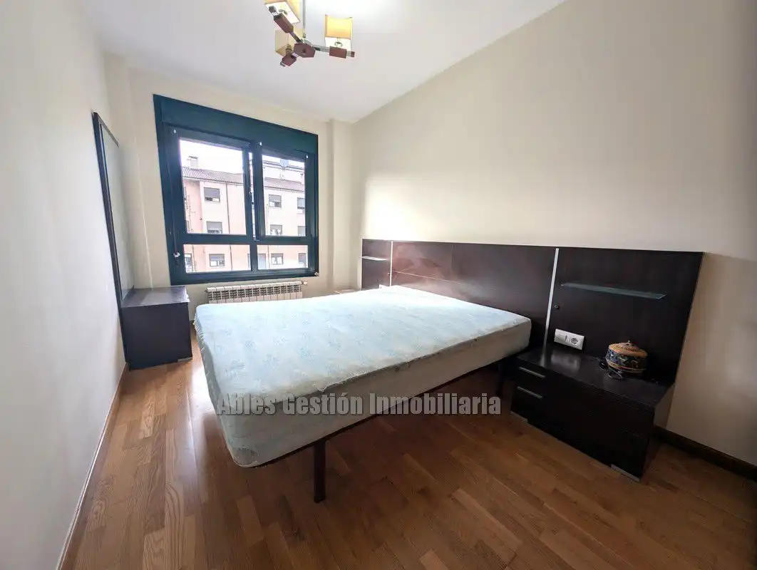 Habitación de Piso de alquiler en Siero con Calefacción, Parquet y Trastero