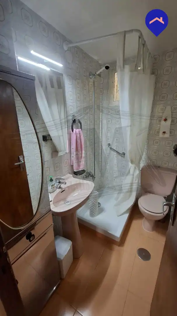 Baño de Piso en venta en Madrid con Aire acondicionado, Calefacción y Amueblado