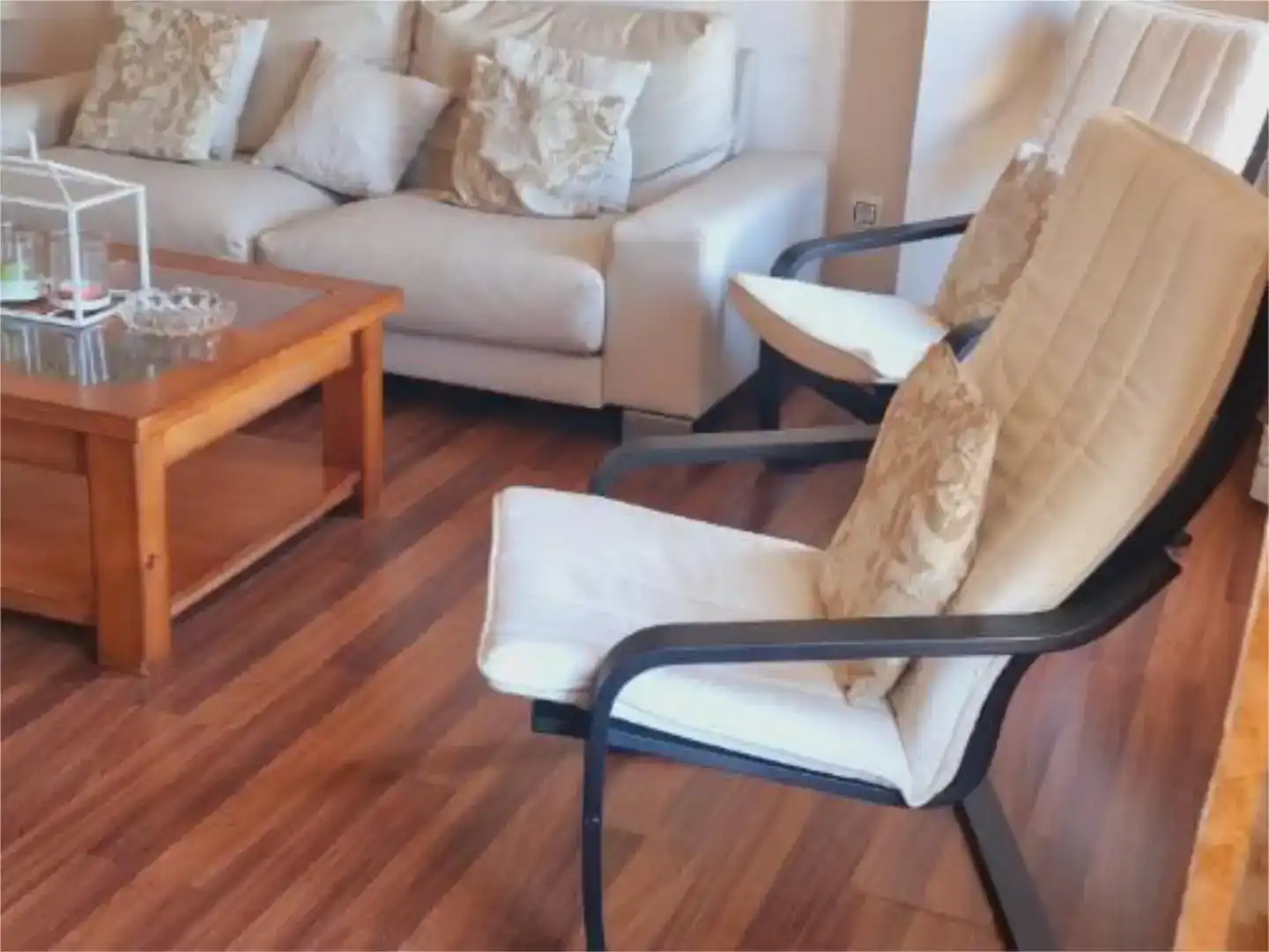 Wohnzimmer von Wohnung zur Miete in Carboneras de Guadazaón mit Parkett, Abstellraum und Möbliert