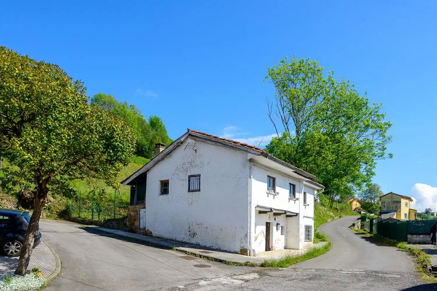 Vista exterior de Casa o chalet en venta en Bimenes