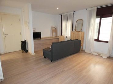 Piso con ascensor en venta en Calle Girona