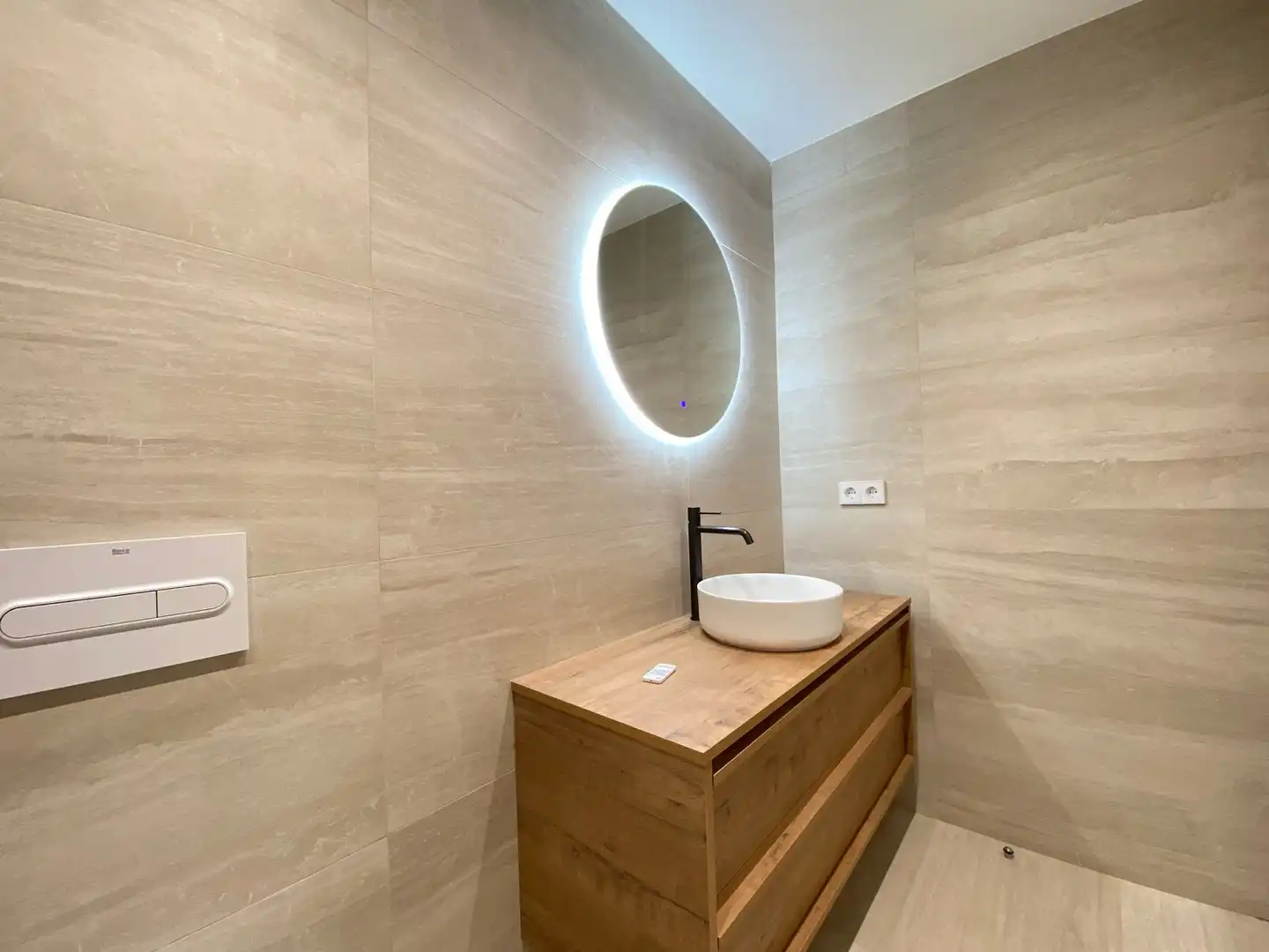 Baño de Piso en venta en Barcelona con Aire acondicionado, Calefacción y Parquet