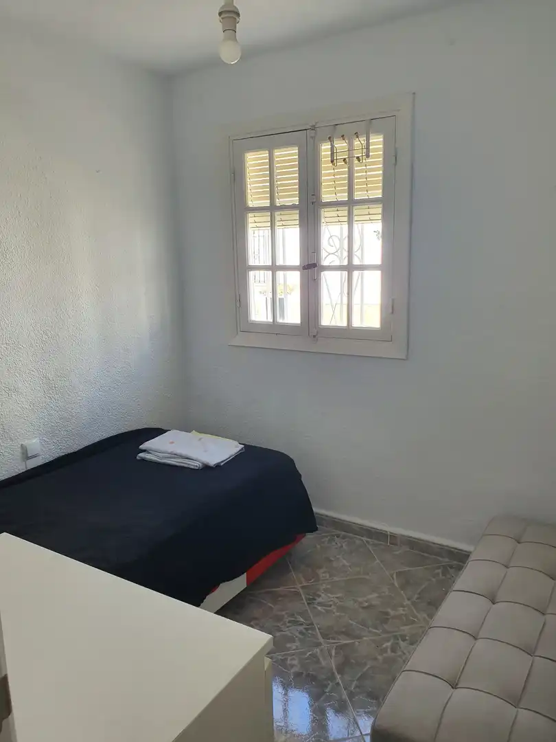 Apartments for rent in Avenida de Pery Junquera, Barriada de Andalucía - Ardila