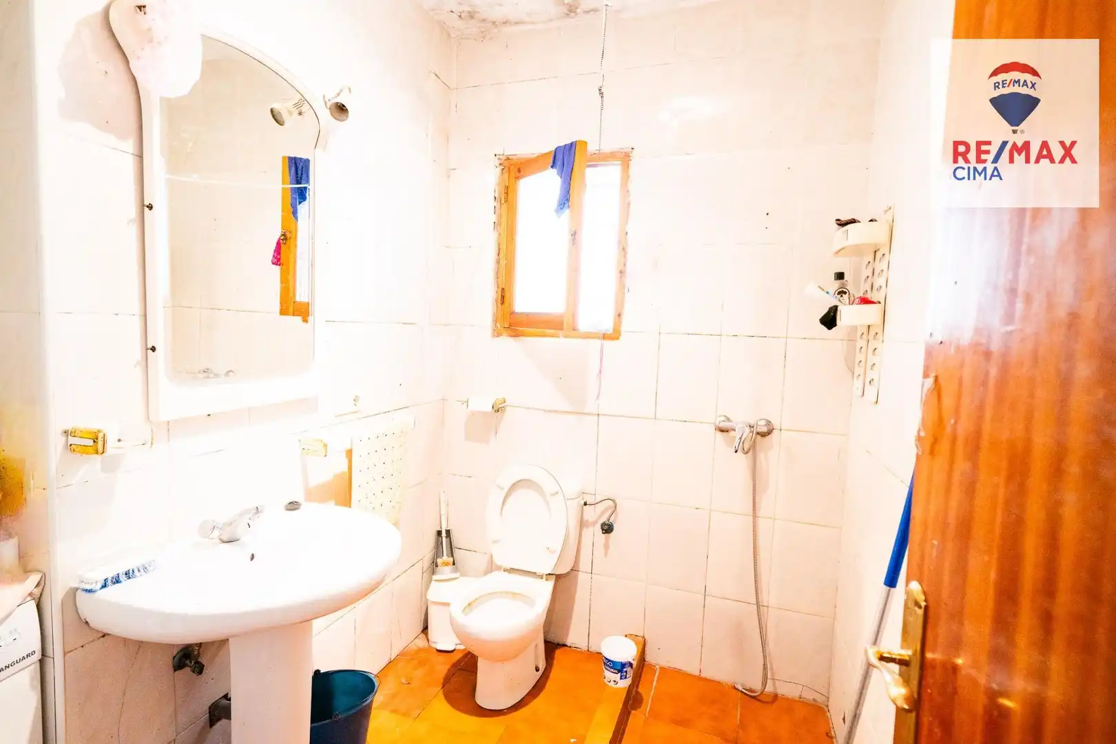 Baño de Piso en venta en Zújar