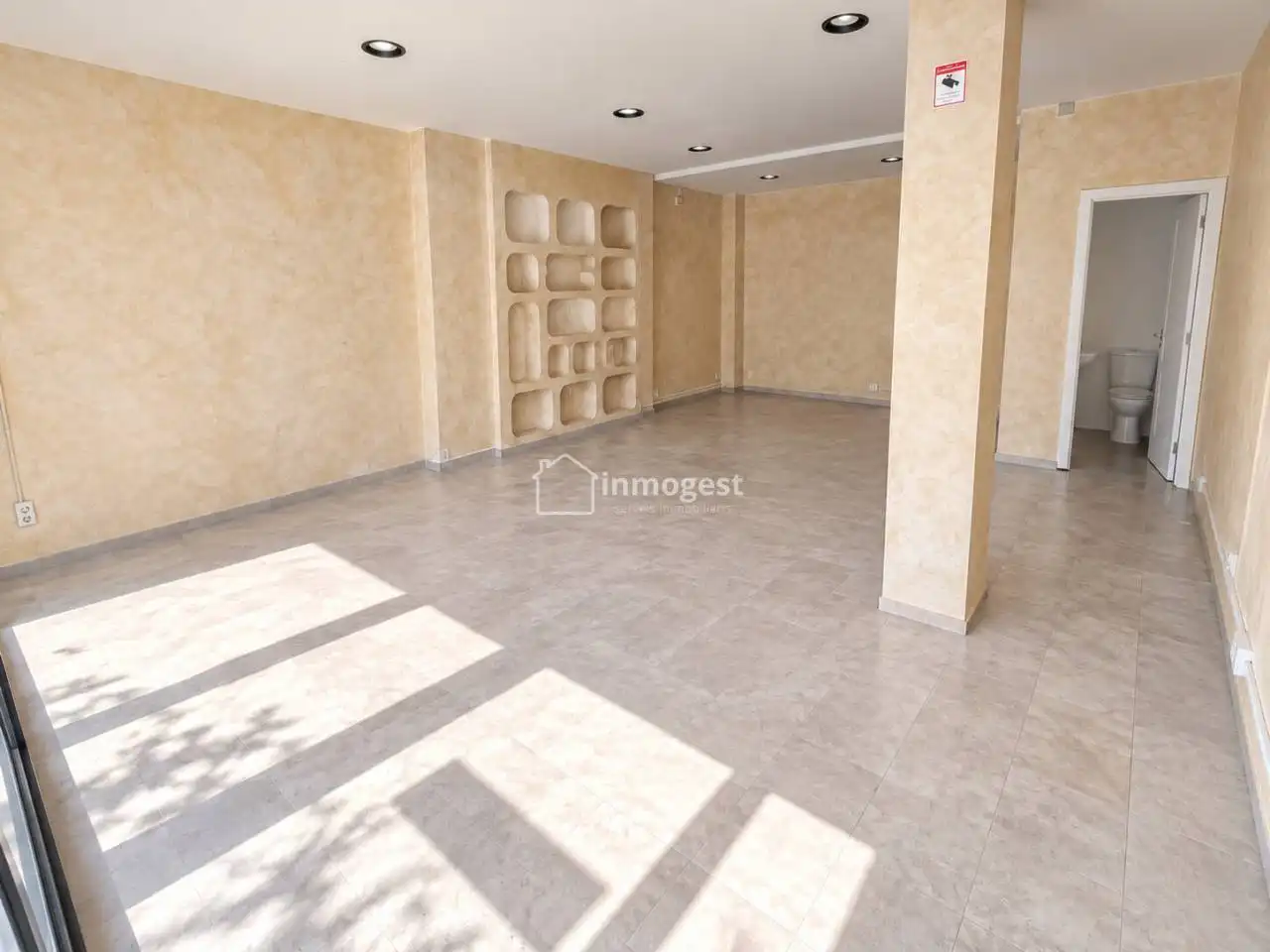Local comercial en venda a Calle Montseny, imagen 9