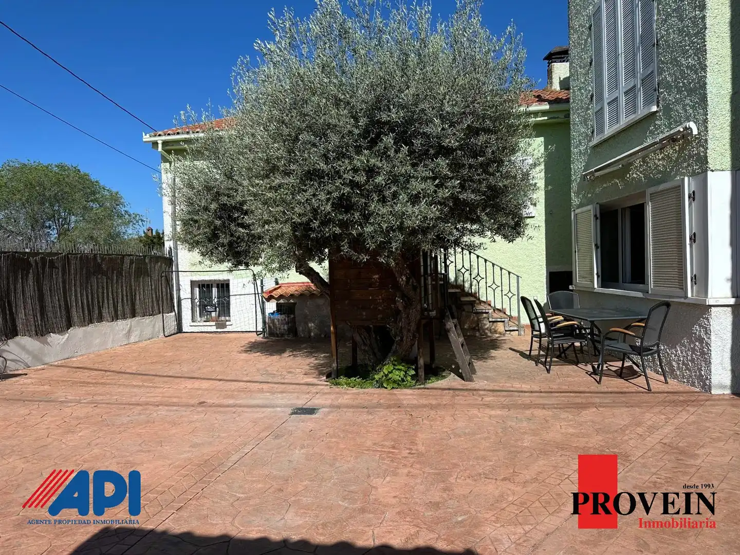 Exterior view of Houses for sale in Santa Cruz del Retamar  with Heating, Private garden and Parquet flooring