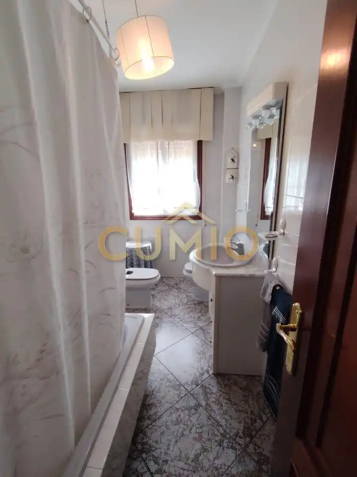 Baño de Casa o chalet de alquiler en Nigrán con Calefacción, Jardín privado y Amueblado