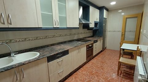 Foto 2 de Casa adosada en venta en Tobarra, Albacete