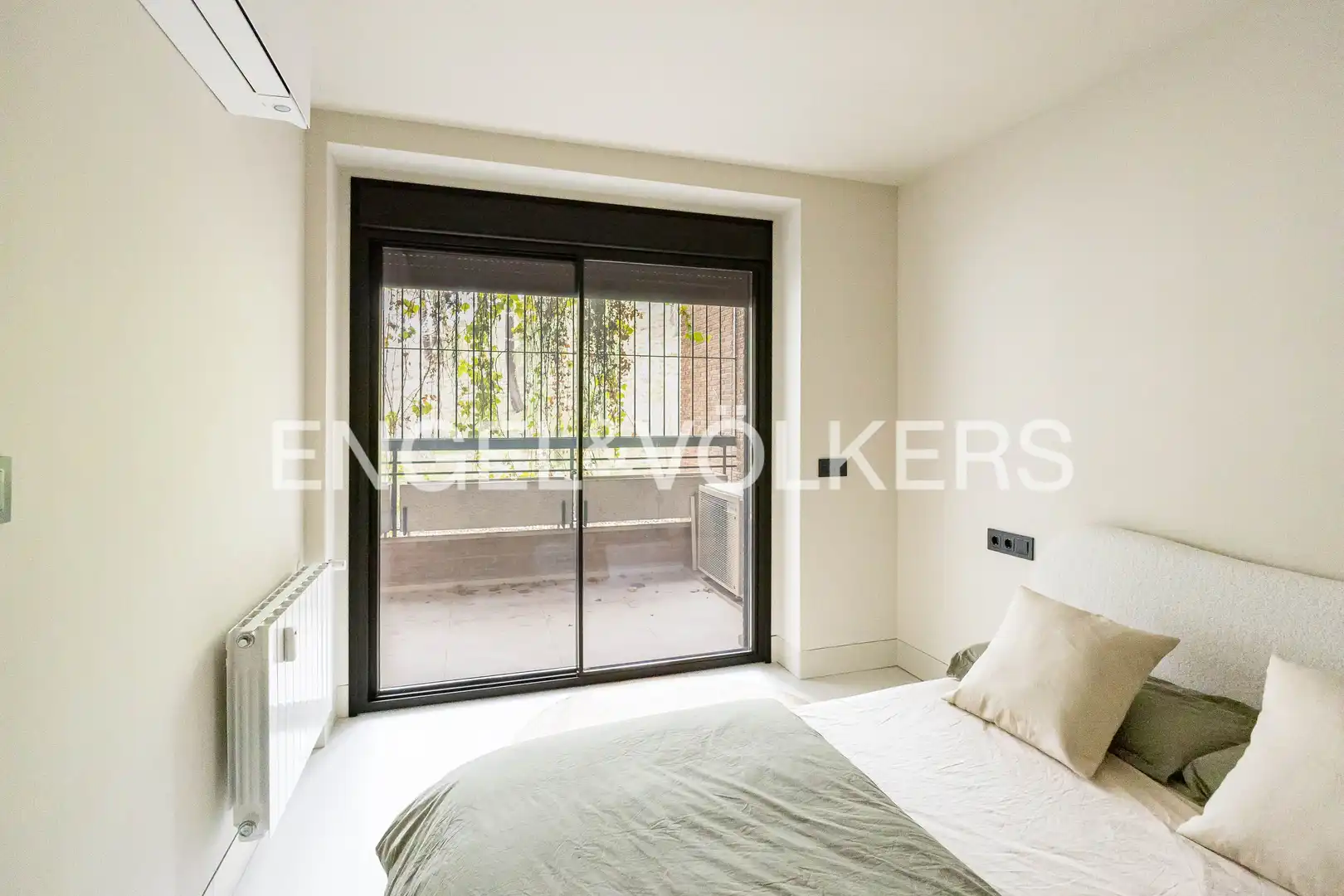 Habitación de Piso en venta en Madrid con Aire acondicionado, Calefacción y Terraza