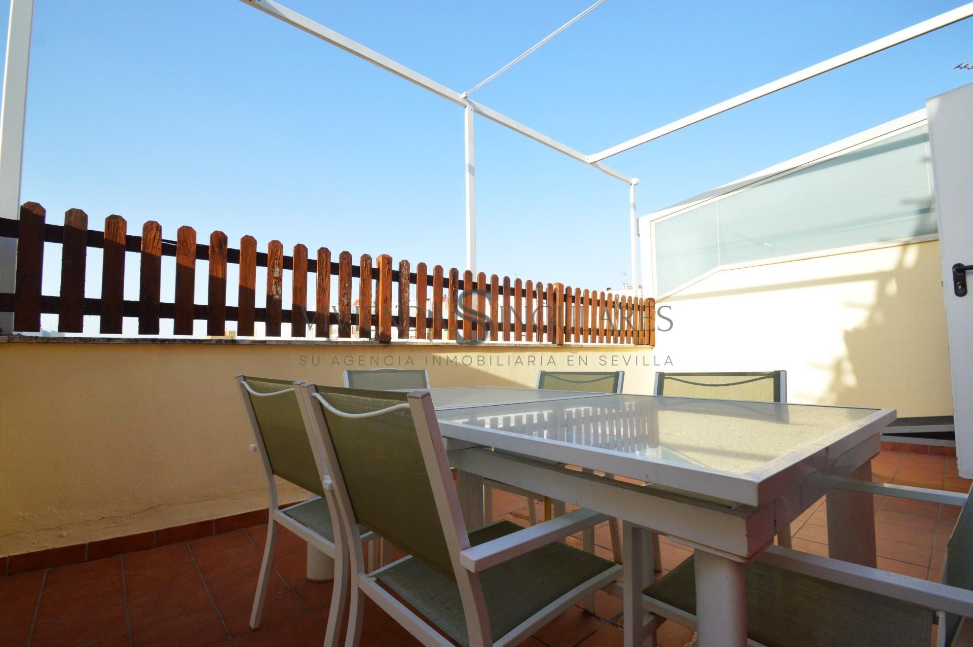 Terraza de Ático en venta en  Sevilla Capital con Terraza