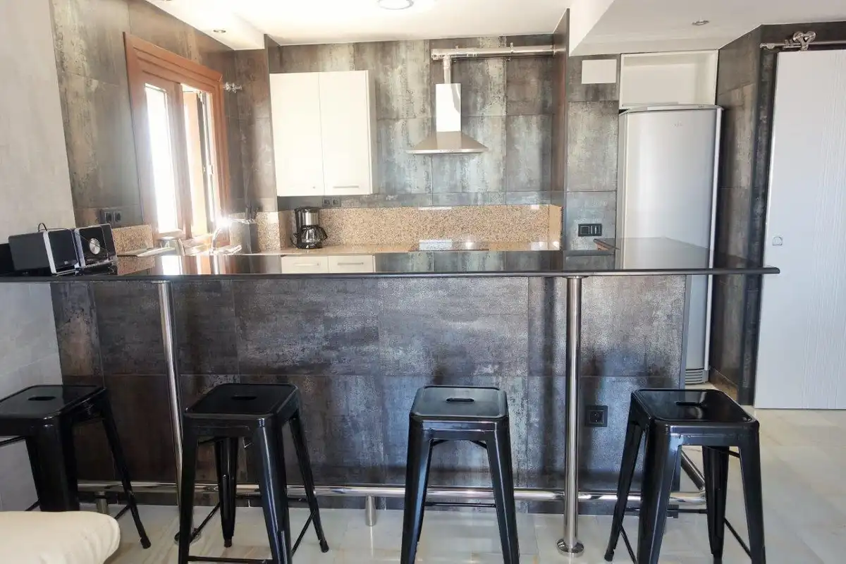 Apartamento con piscina en venta en Avenida de Julio Iglesias, imagen 6