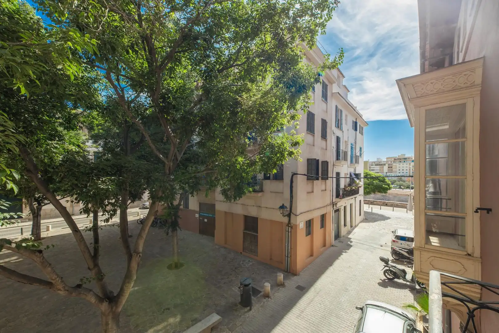 Außenansicht von Wohnungen zur Miete in  Palma de Mallorca mit Klimaanlage, Heizung und Parkett
