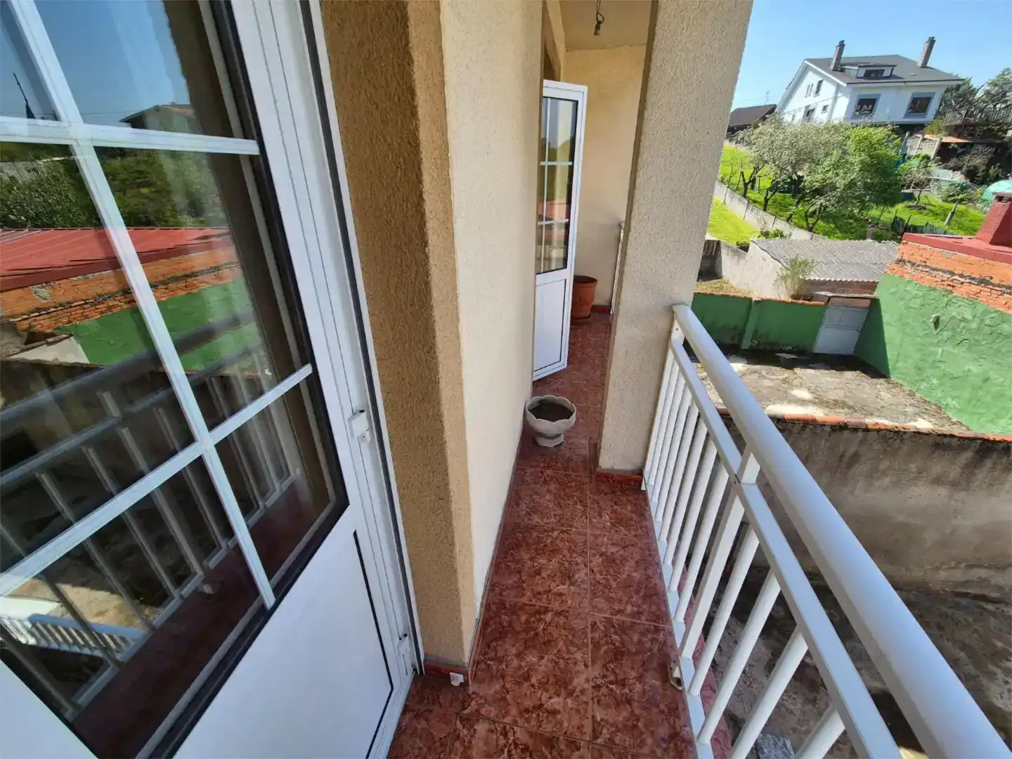 Terraza de Casa adosada en venta en Oviedo  con Parquet y Balcón