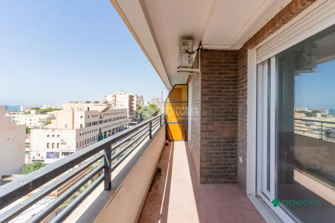 Terraza de Piso en venta en Roquetas de Mar con Aire acondicionado y Terraza