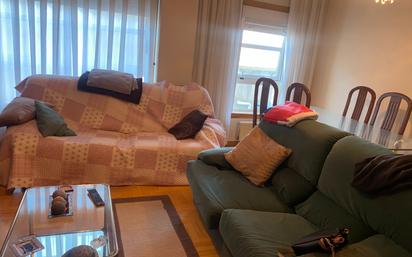 Living room of Flat for sale in Vigo   with Heating, Parquet flooring and Storage room