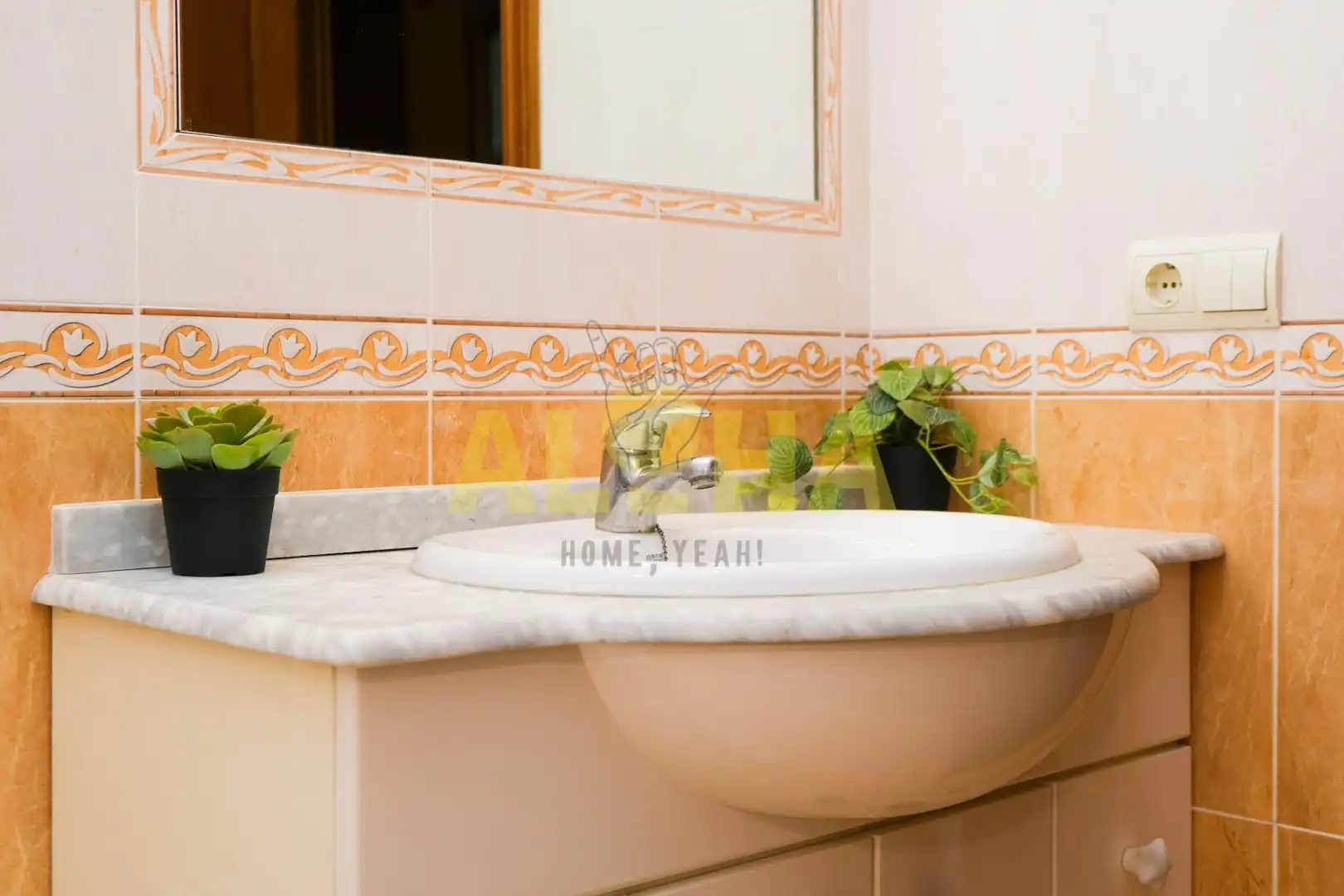 Bany de Apartament de lloguer en Valencia amb Aire condicionat, Calefacció i Terrassa