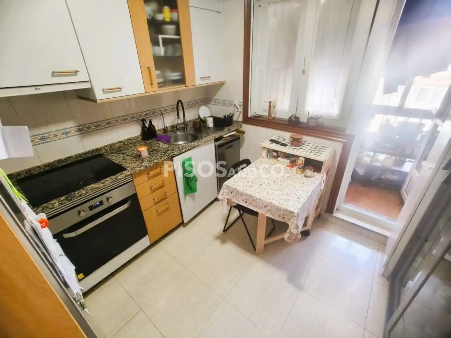 Cuina de Pis en venda en Arteixo amb Terrassa i Traster