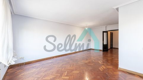Photo 4 of Flat for rent in De Galicia, Plaza de América, Oviedo