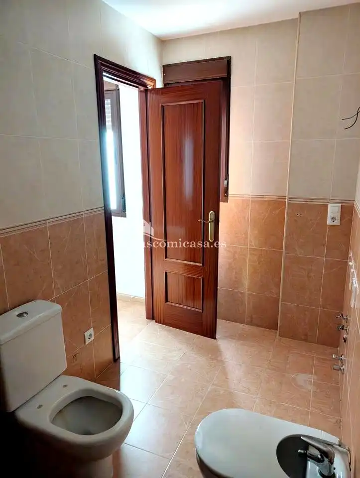 Flat for sale in Arjonilla  with Balcony
