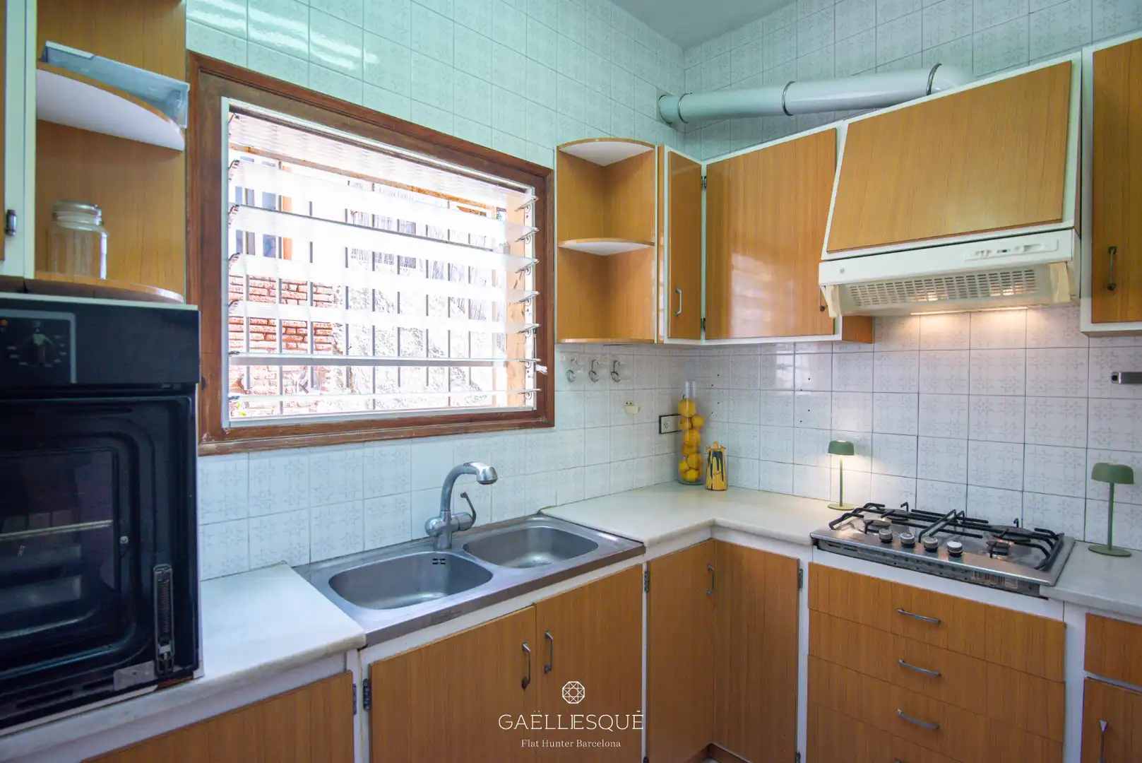 Cocina de Casa o chalet en venta en Barcelona con Calefacción, Jardín privado y Terraza