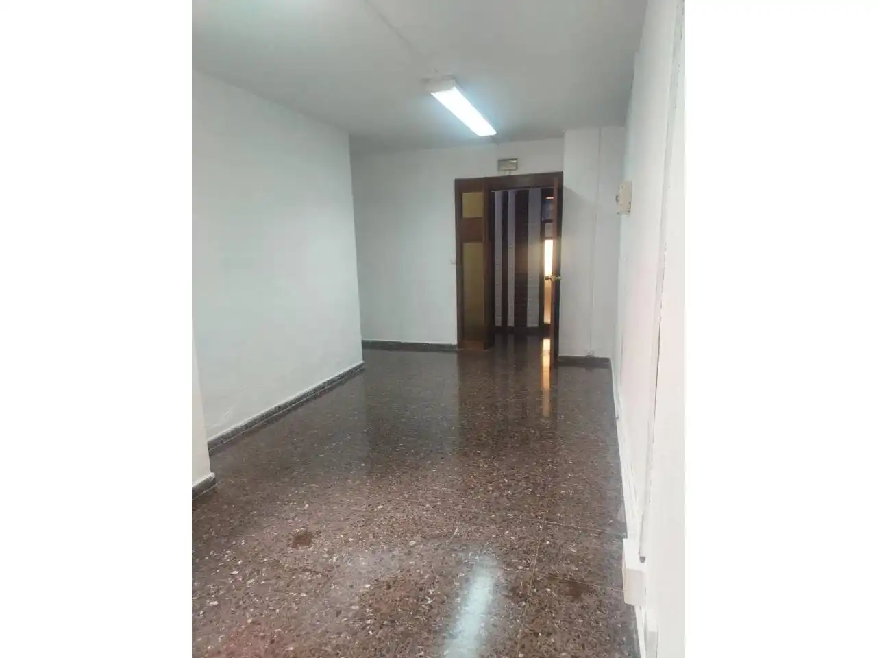 Oficina de alquiler en La Roqueta