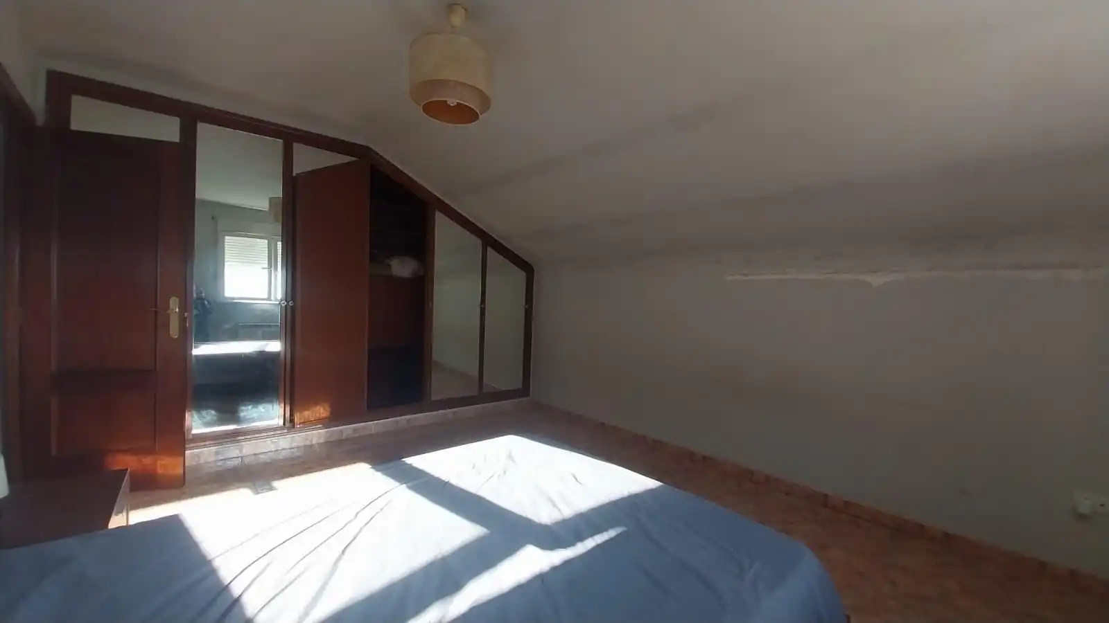 Dormitori de Casa adosada en venda en Tudela de Duero amb Calefacció i Terrassa