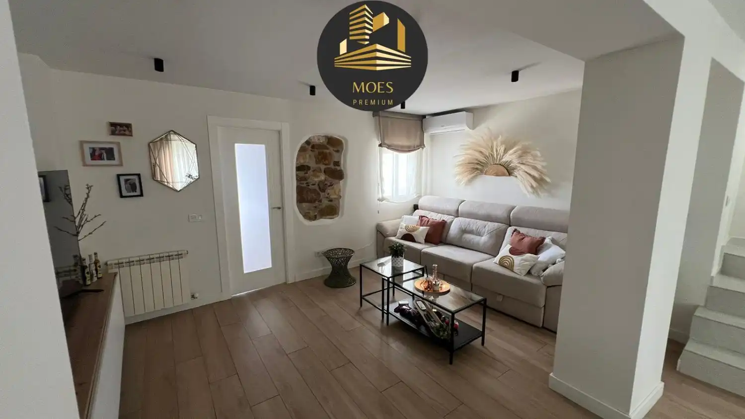 Sala d'estar de Casa o xalet en venda en Los Villares amb Aire condicionat, Calefacció i Terrassa