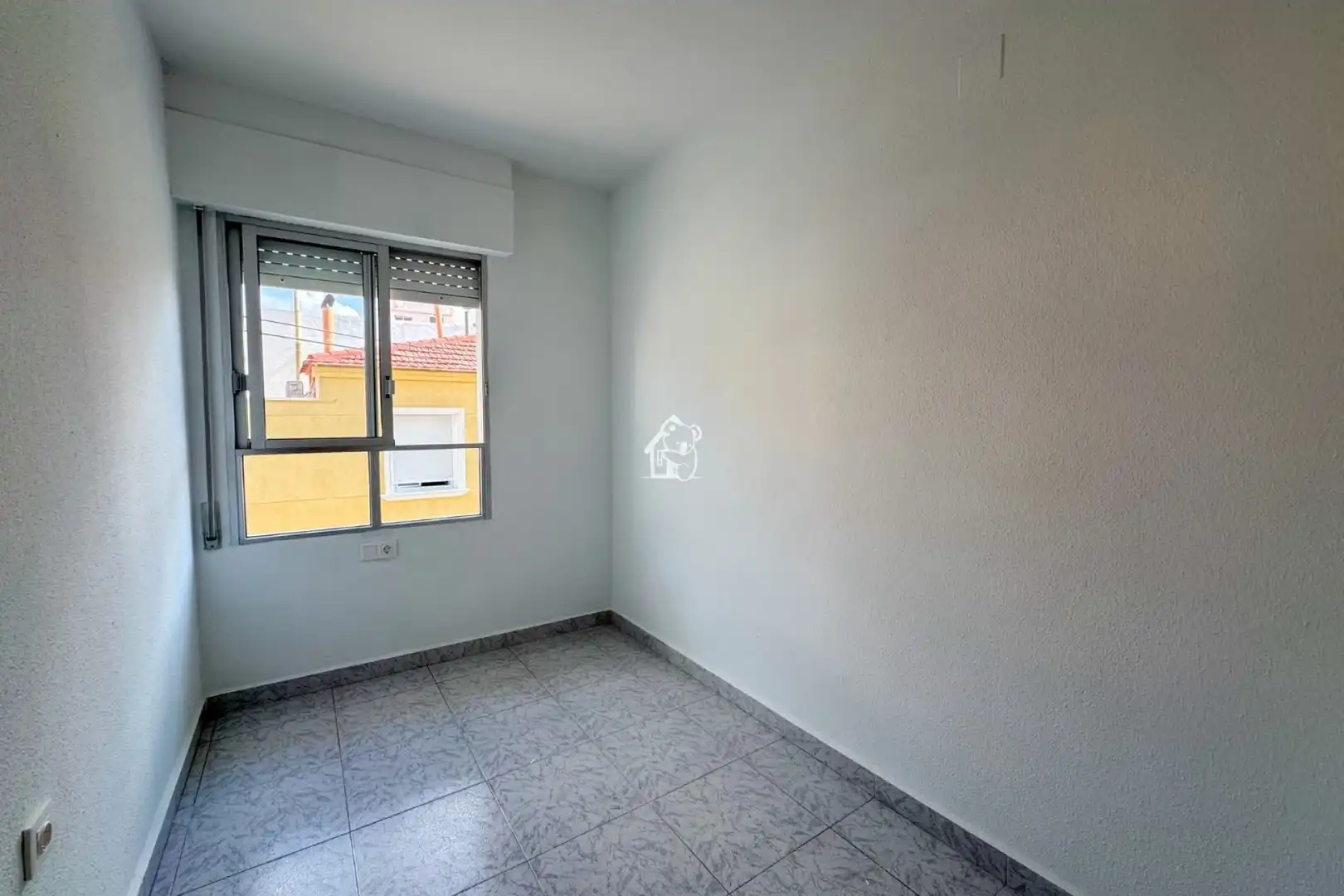 Habitación de Apartamento de alquiler en San Miguel de Salinas con Horno y Lavadora