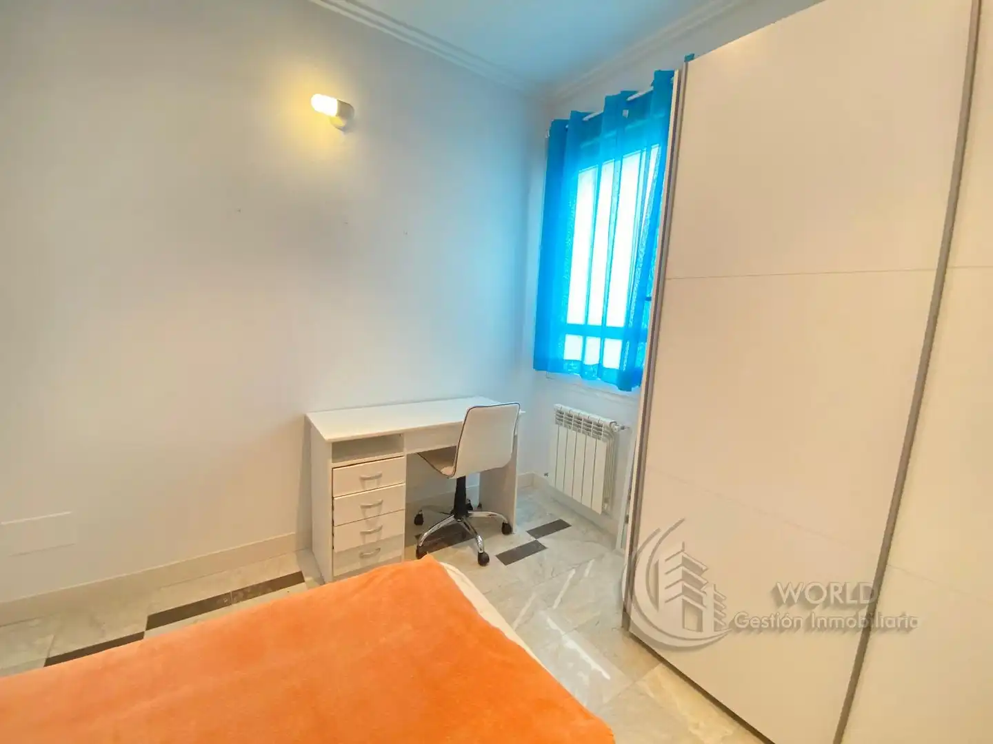 Bedroom of Flat for rent in Chamberí
