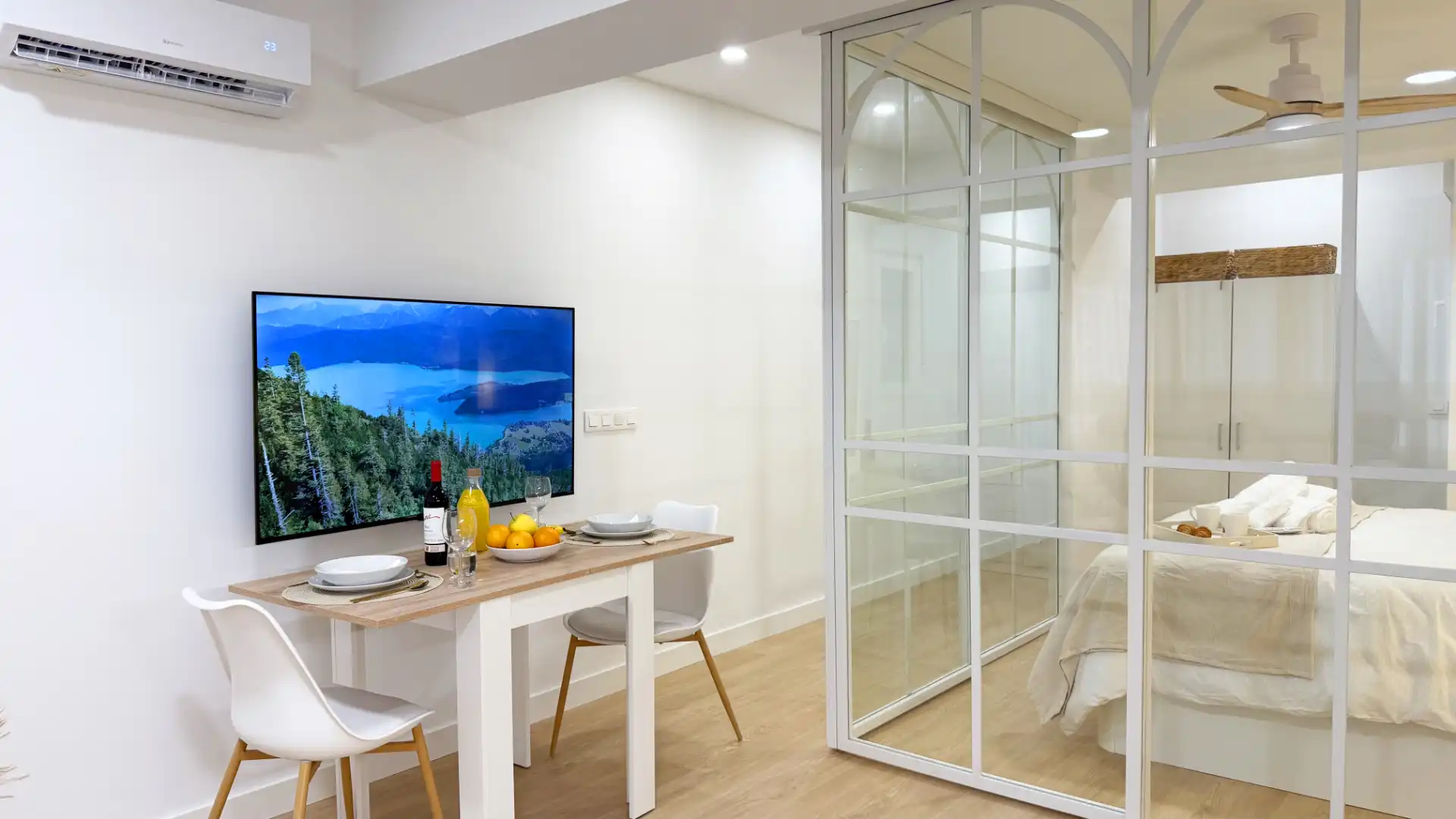 Dining room of Study for rent in Alicante / Alacant  with Air Conditioner, Heating and Furnished