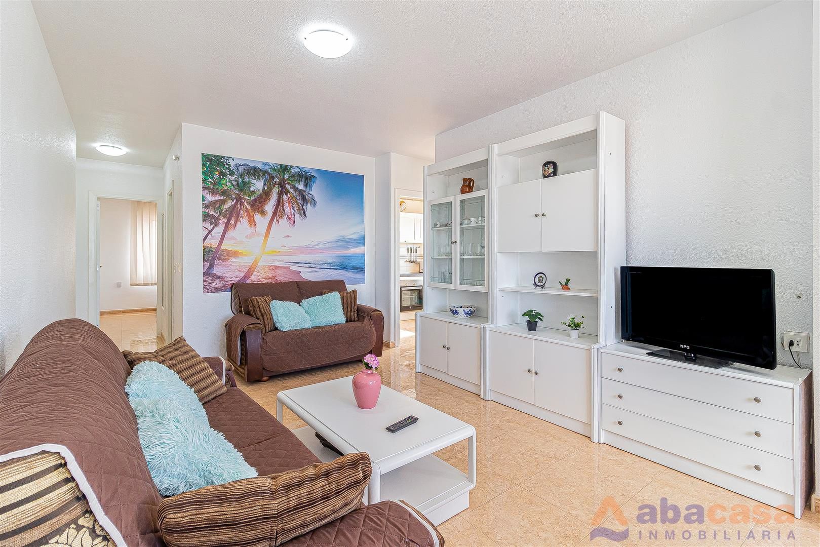 Sala d'estar de Pis en venda en La Manga del Mar Menor amb Terrassa, Moblat i Forn