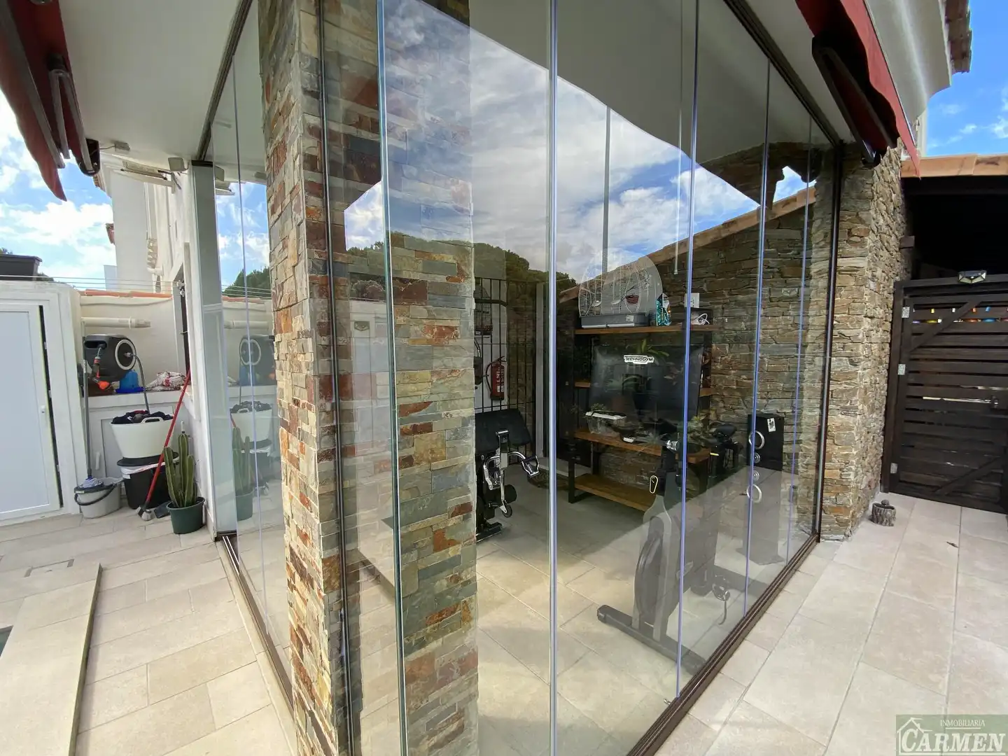 Exterior view of Houses for sale in Chiclana de la Frontera  with Air Conditioner, Heating and Storage room