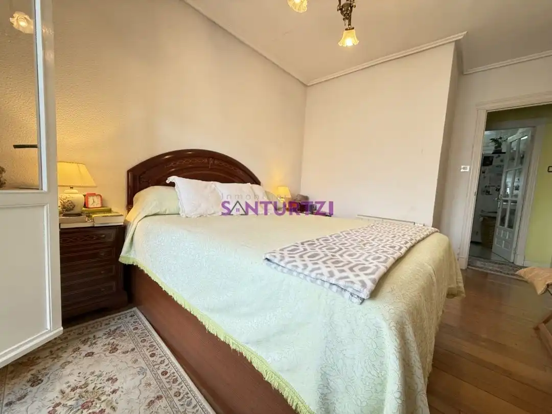 Habitación de Piso en venta en Portugalete con Calefacción