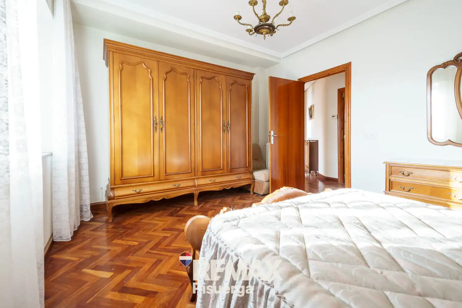 Dormitori de Casa o xalet en venda en Venta de Baños amb Jardí privat, Terrassa i Traster