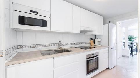 Foto 3 de Apartament de lloguer a Nueva Andalucía centro, Marbella