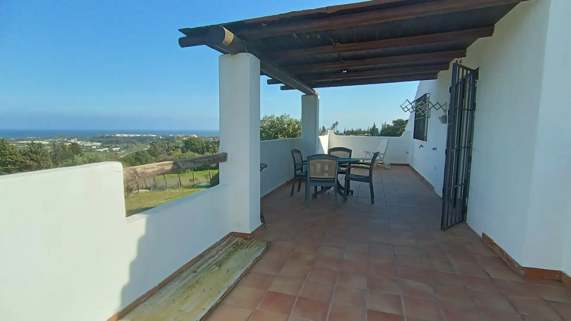 Terraza de Finca rústica en venta en Estepona con Aire acondicionado, Calefacción y Jardín privado