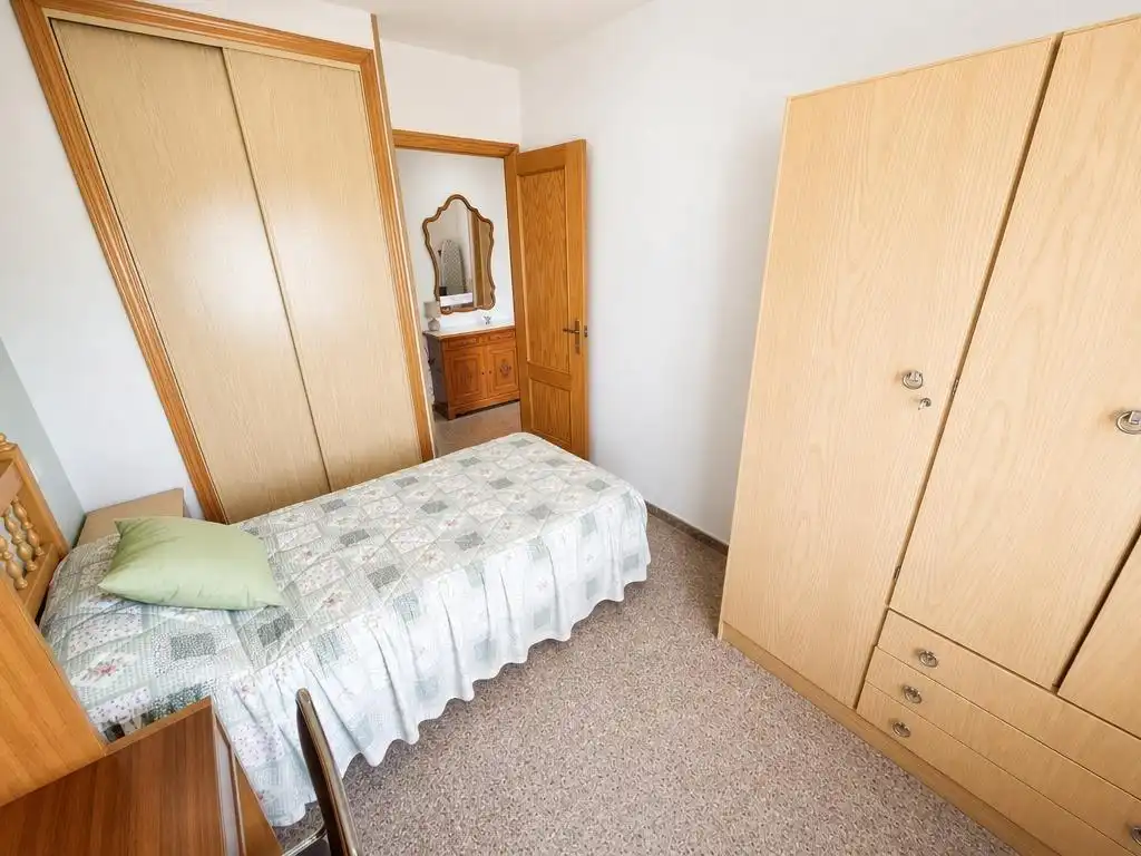 Habitación de Piso en venta en Alicante / Alacant con Aire acondicionado, Calefacción y Trastero