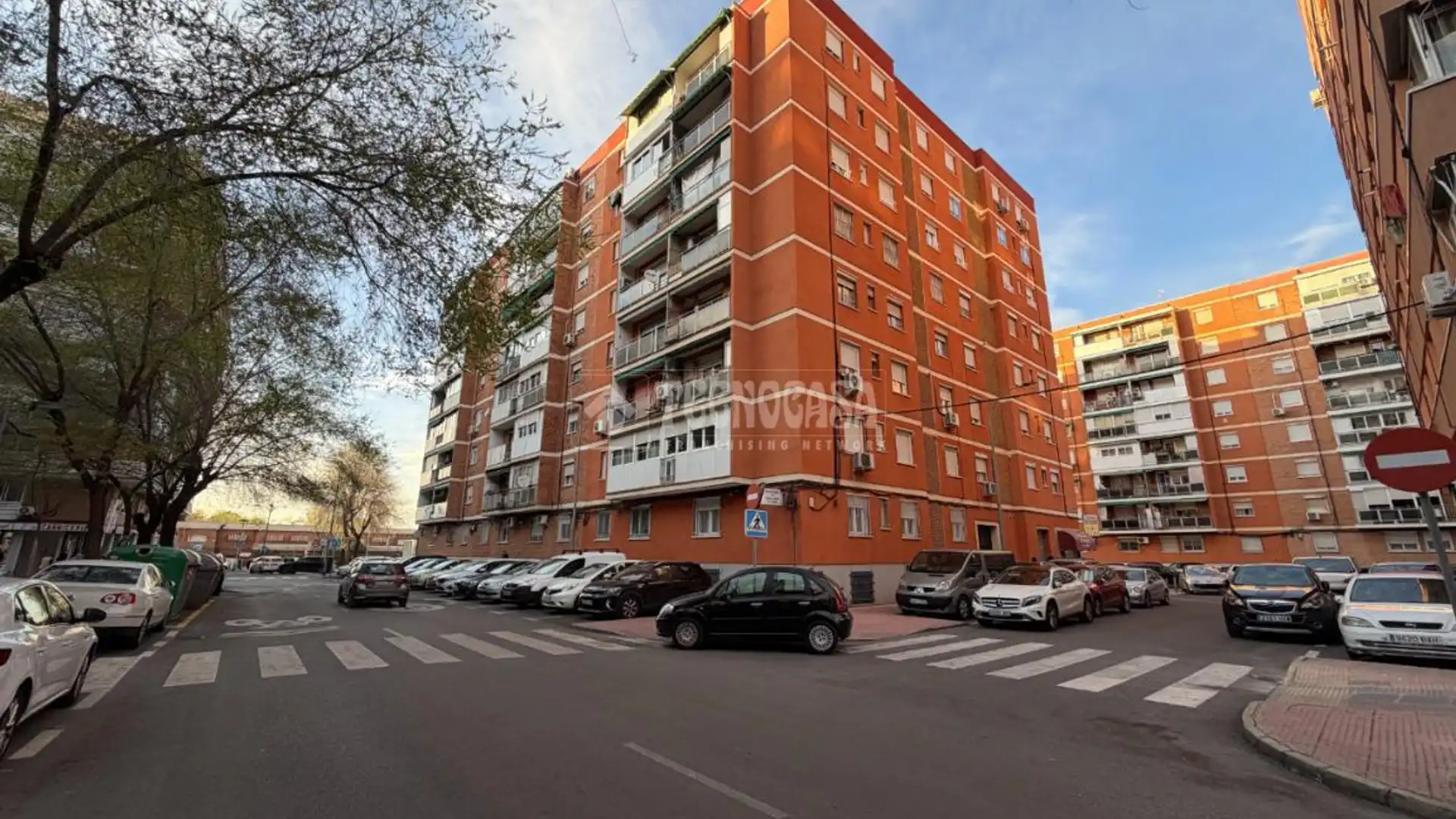 Vista exterior de Piso en venta en Alcalá de Henares con Calefacción y Terraza