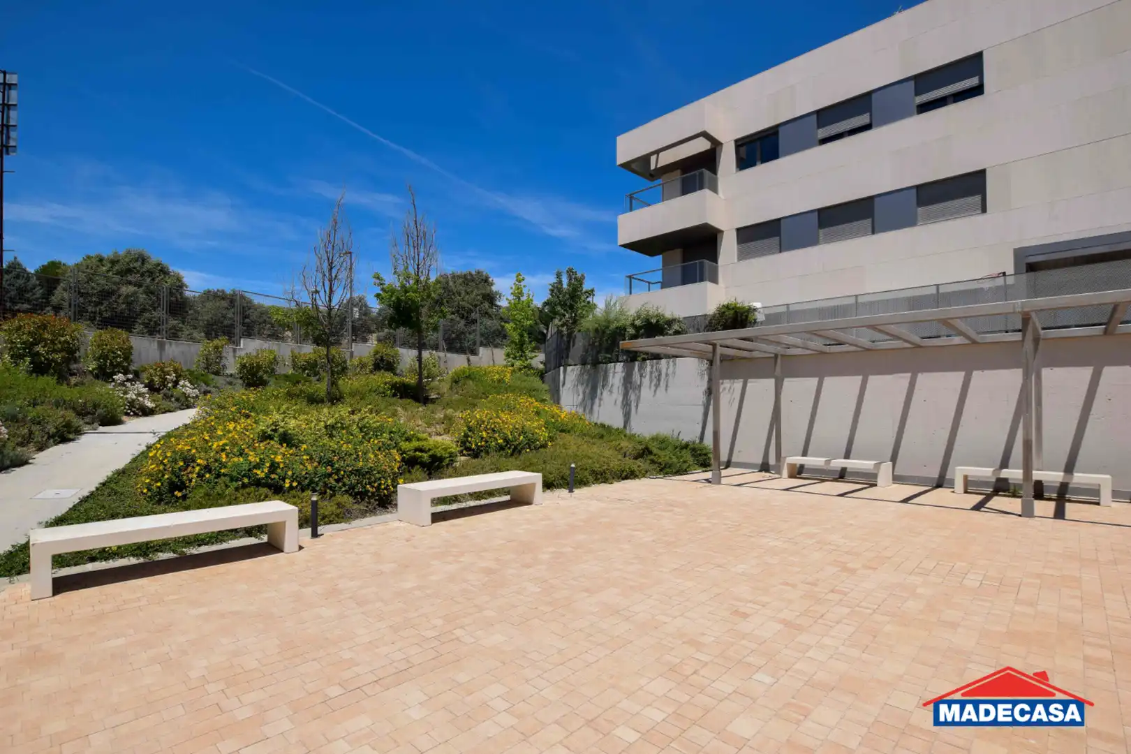 Terraza de Ático en venta en Pozuelo de Alarcón con Aire acondicionado, Calefacción y Jardín privado