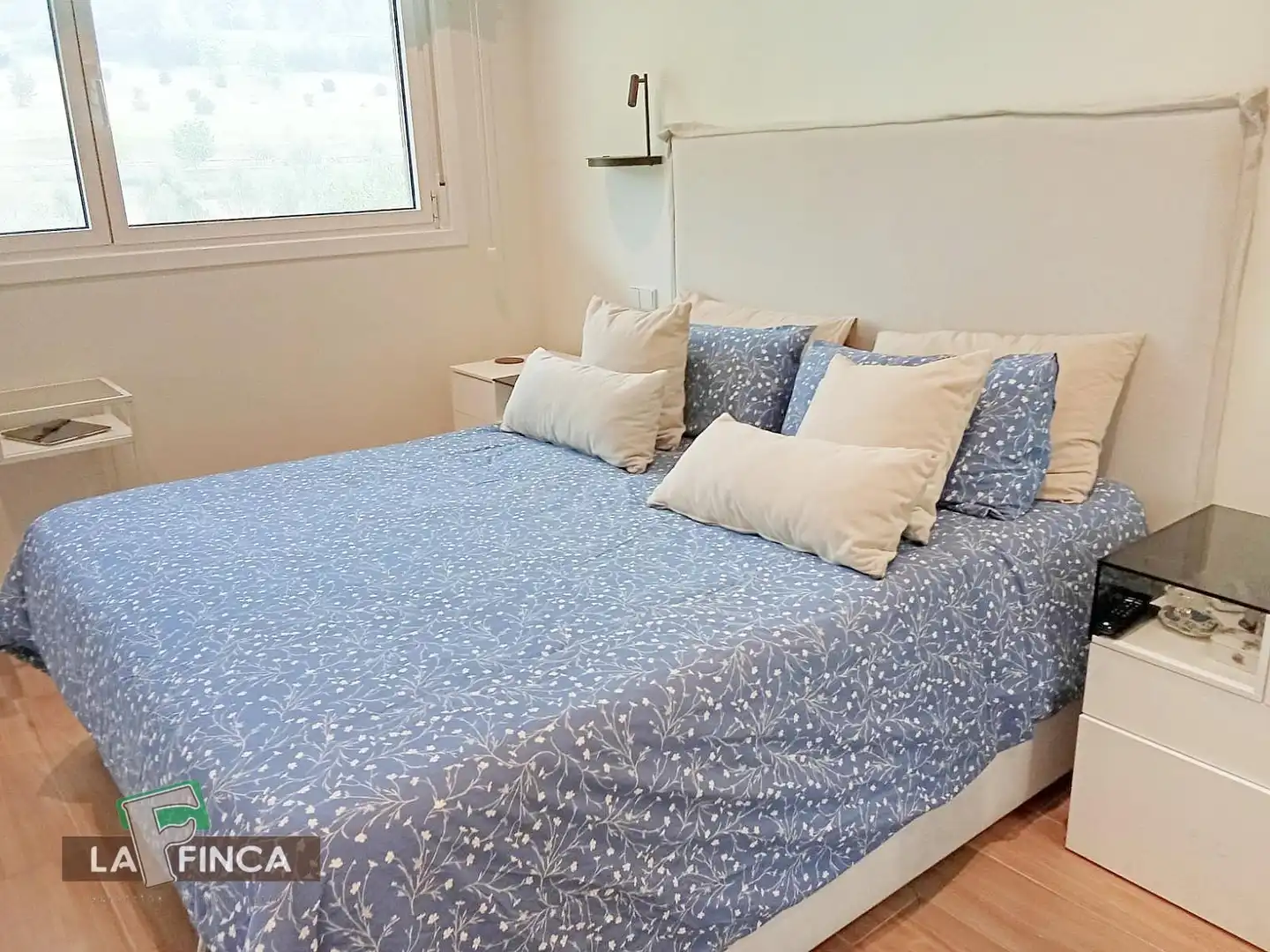 Schlafzimmer von Wohnung zum Verkauf in Oviedo  mit Heizung, Terrasse und Abstellraum