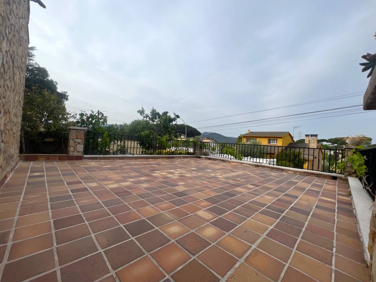 Terrace of House or chalet for sale in Riells i Viabrea  with Air Conditioner, Heating and Private garden