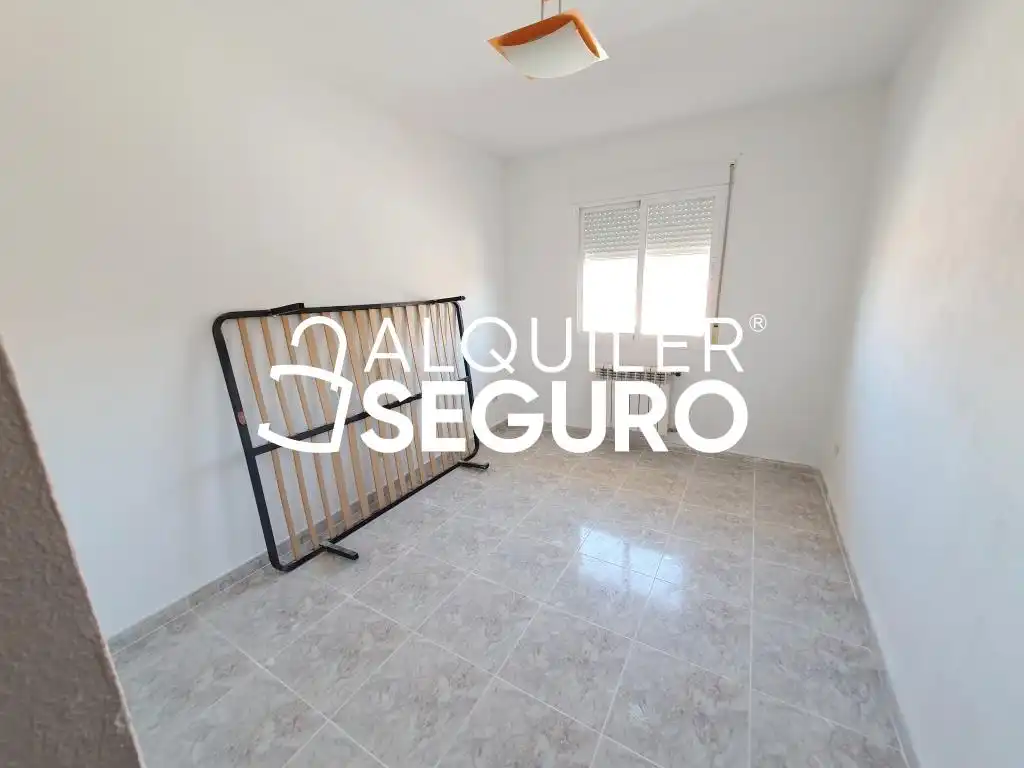 Bedroom of Houses for rent in Batres  with Heating, Terrace and Swimming Pool