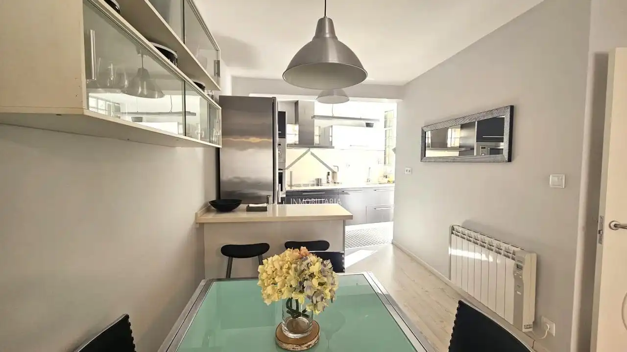 Küche von Wohnung zur Miete in Ferrol mit Heizung