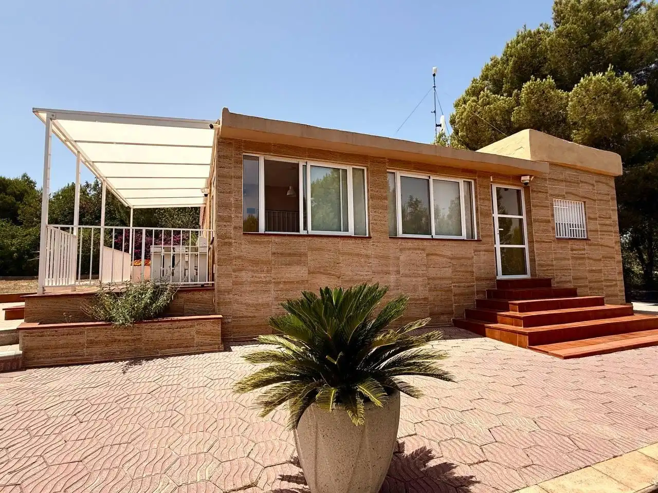 Exterior view of Houses for sale in Godelleta  with Air Conditioner, Private garden and Terrace