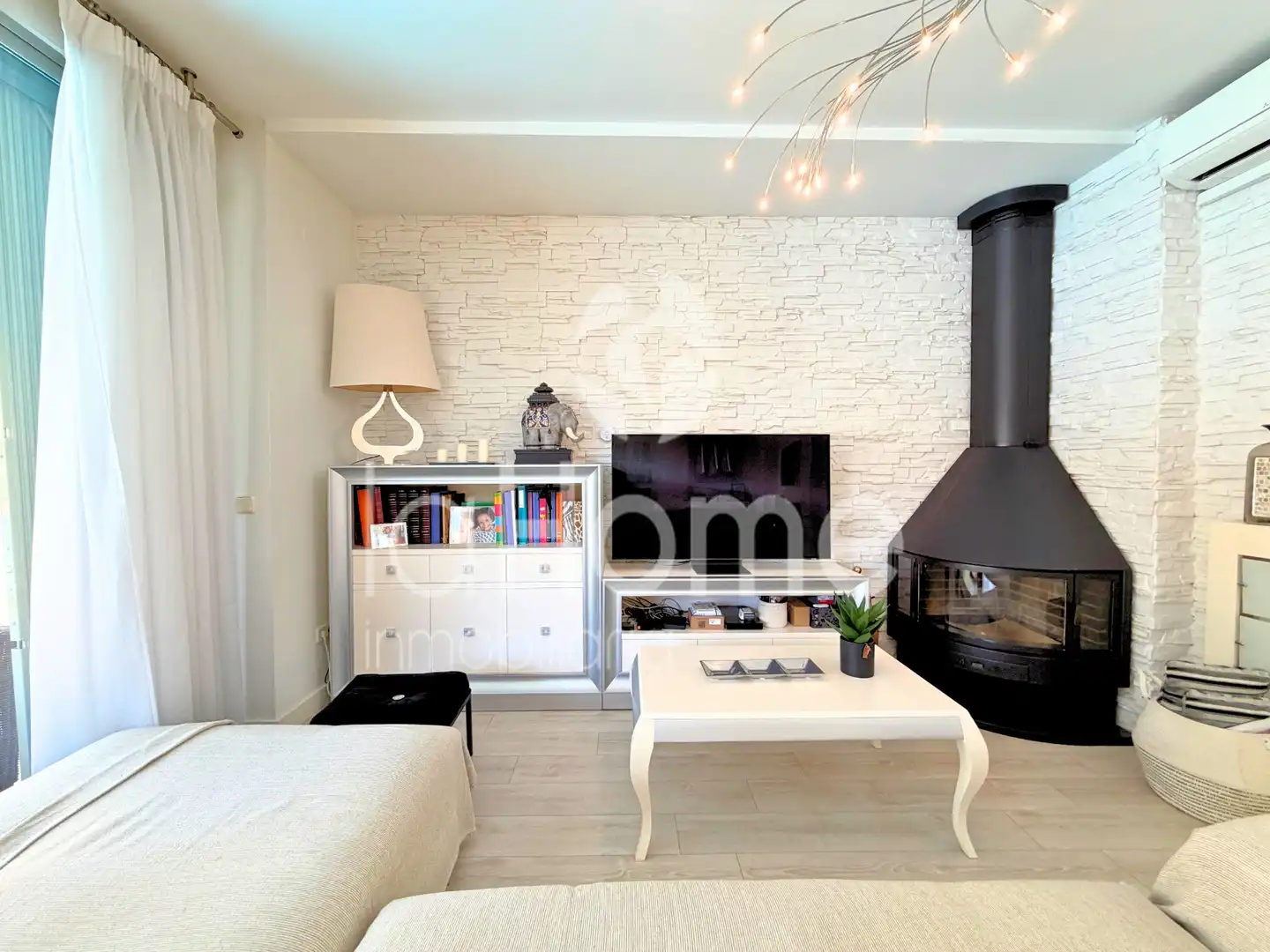 Sala de estar de Casa o chalet en venta en Paterna con Aire acondicionado, Calefacción y Jardín privado