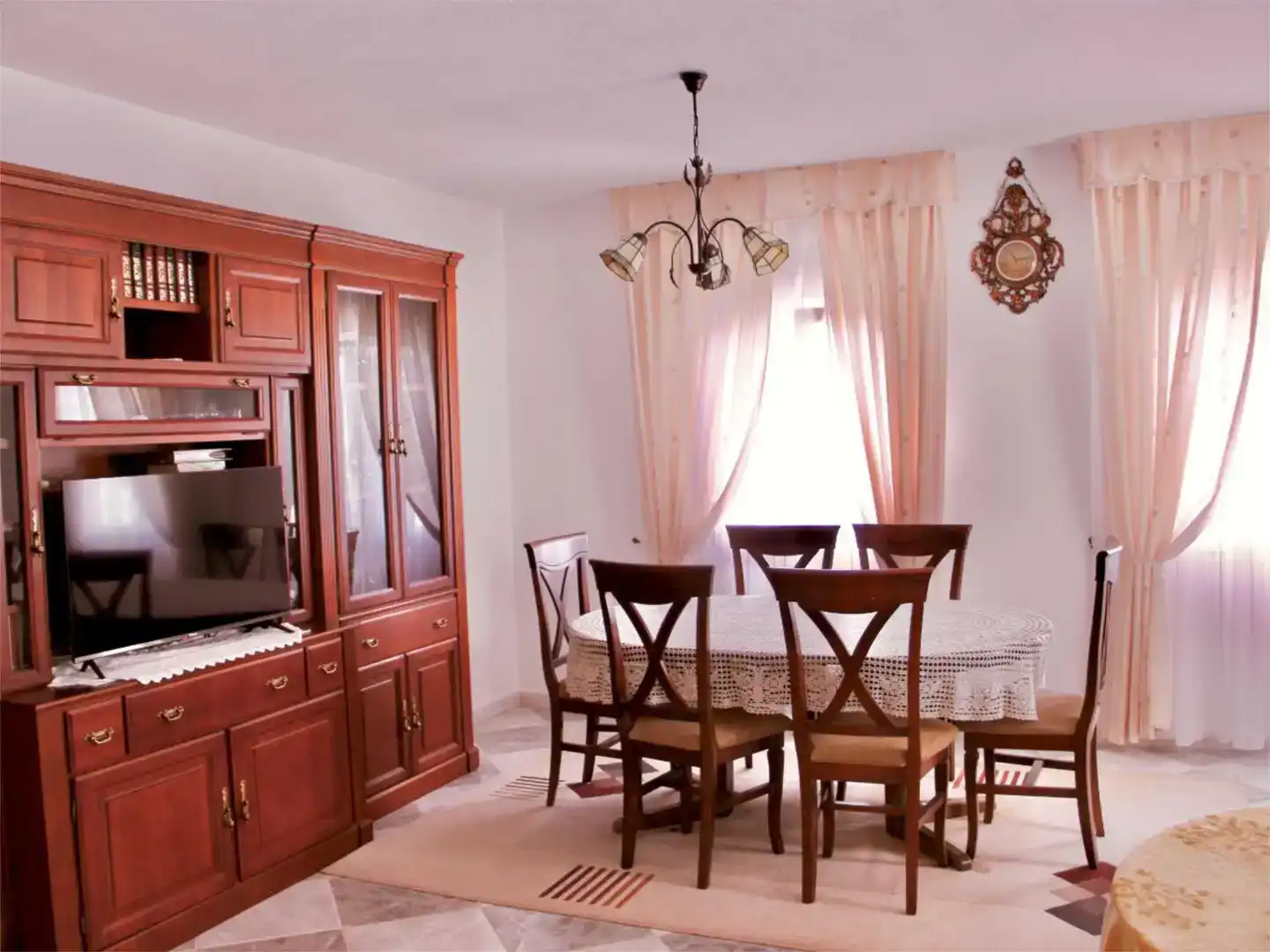 Comedor de Piso en venta en Benaocaz con Jardín privado, Trastero y Piscina