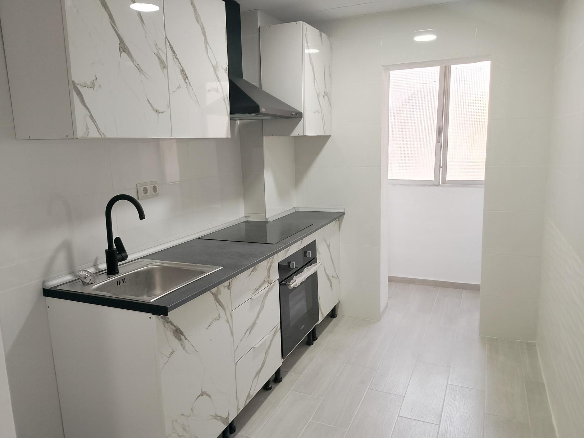 Cuina de Dúplex en venda en Alicante / Alacant amb Terrassa i Balcó