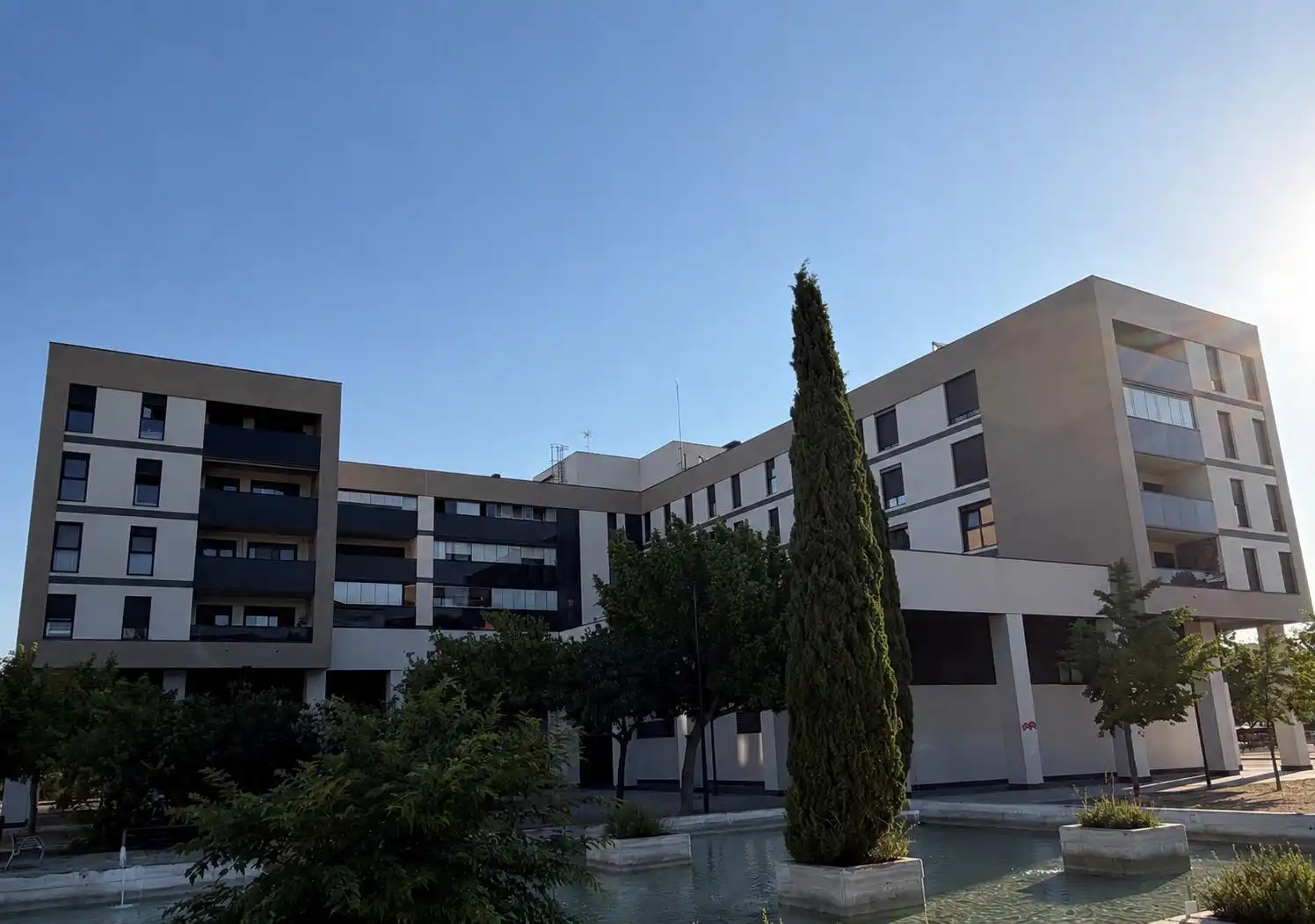 Exterior view of Flat for sale in Zaragoza  with Air Conditioner, Heating and Community pool