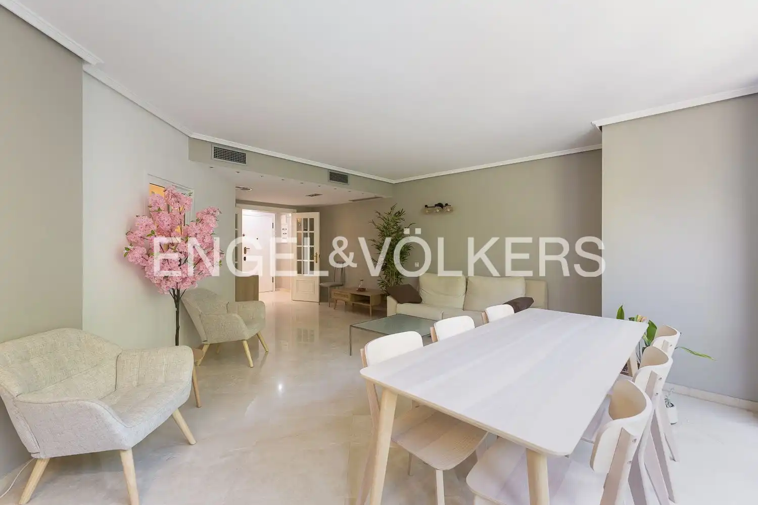 Dining room of Flat for rent in Valencia  with Air Conditioner, Heating and Terrace